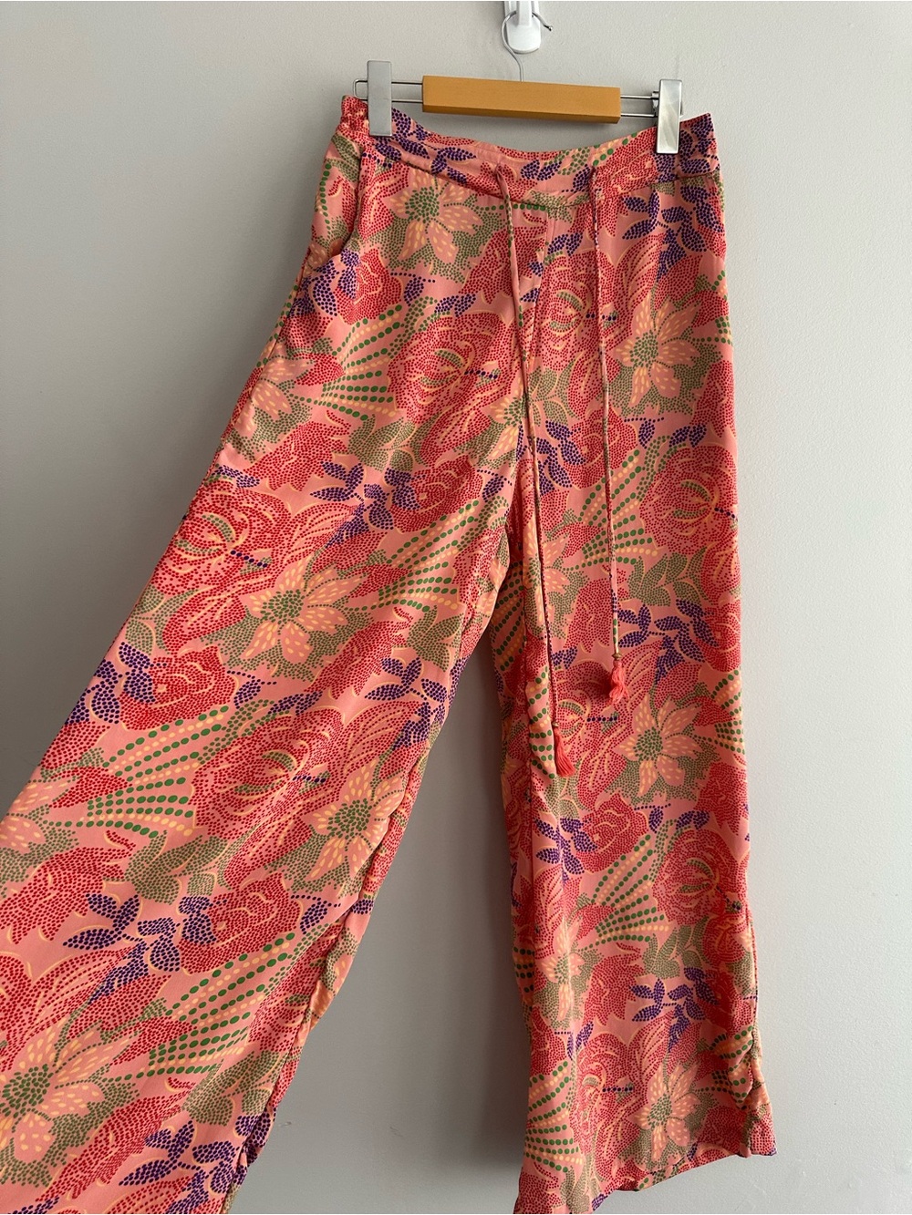 GOLD & SILVER Paris Wide Leg Flowy Boho Floral Pants 100% Viscose Size Small